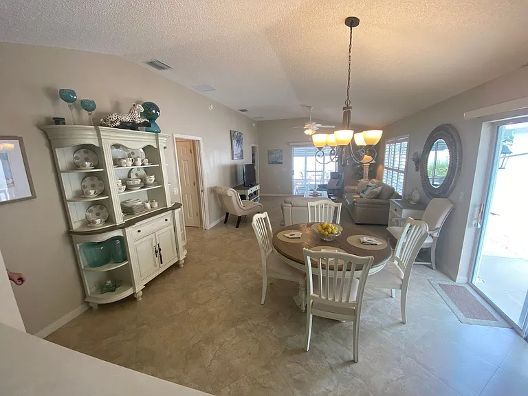 1648 Belle Grove Dr — Photo 5
