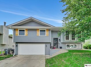 2626 NW 55th St, Lincoln, NE 68524