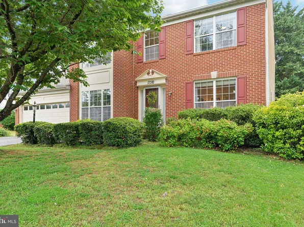 17381 Barrley Ct, Dumfries, VA 22026