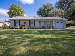 1317 W Country Club Rd, Connersville, IN 47331