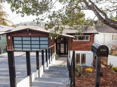2109 Cipriani Blvd, Belmont, CA, 94002