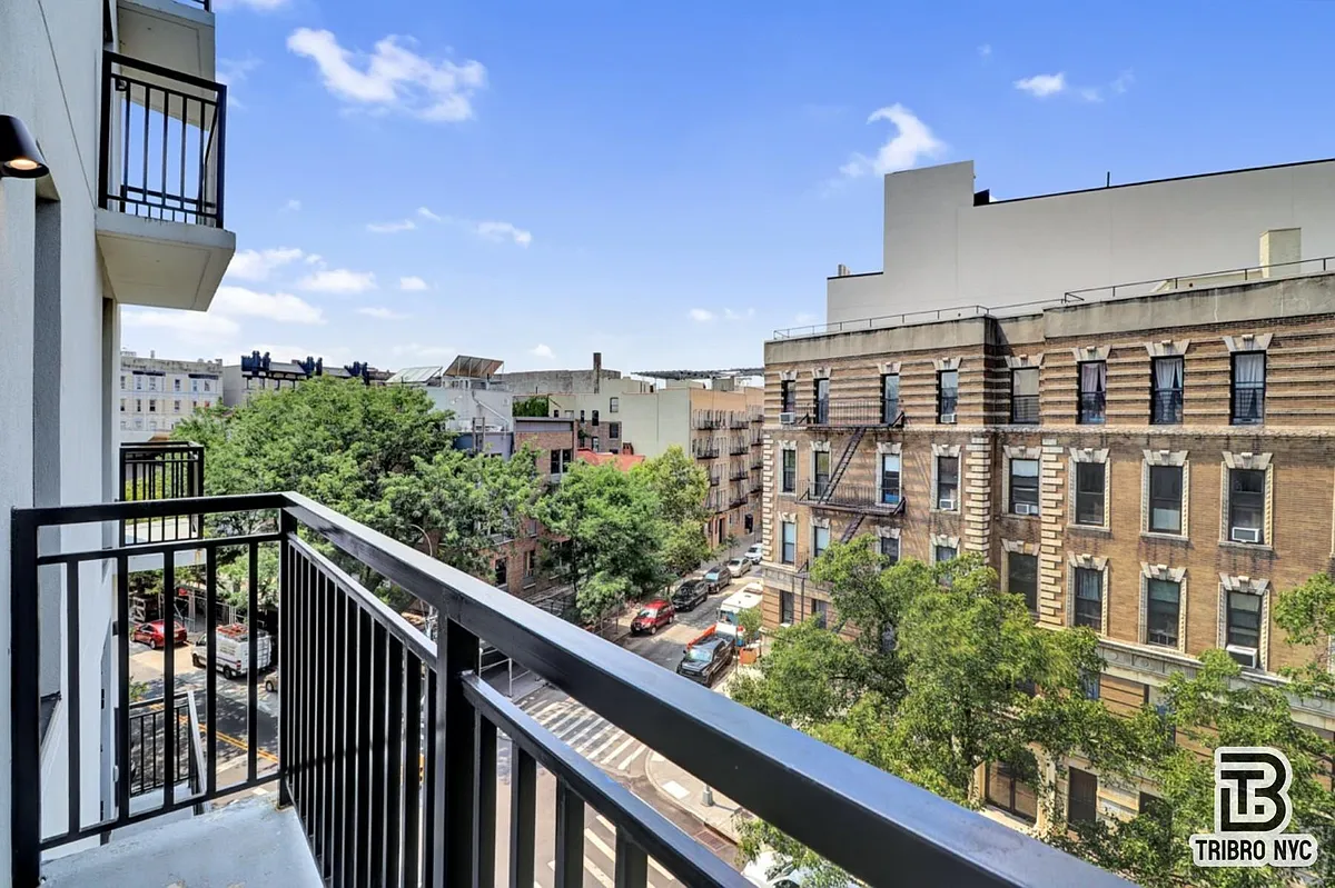 Building Photo - 469 Convent Ave #5B
