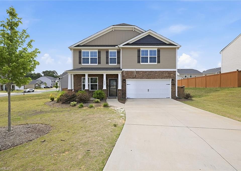 1st image of 1020 Broadlands Way
