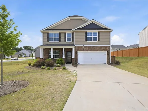 1020 Broadlands Way, Graham, NC 27253
