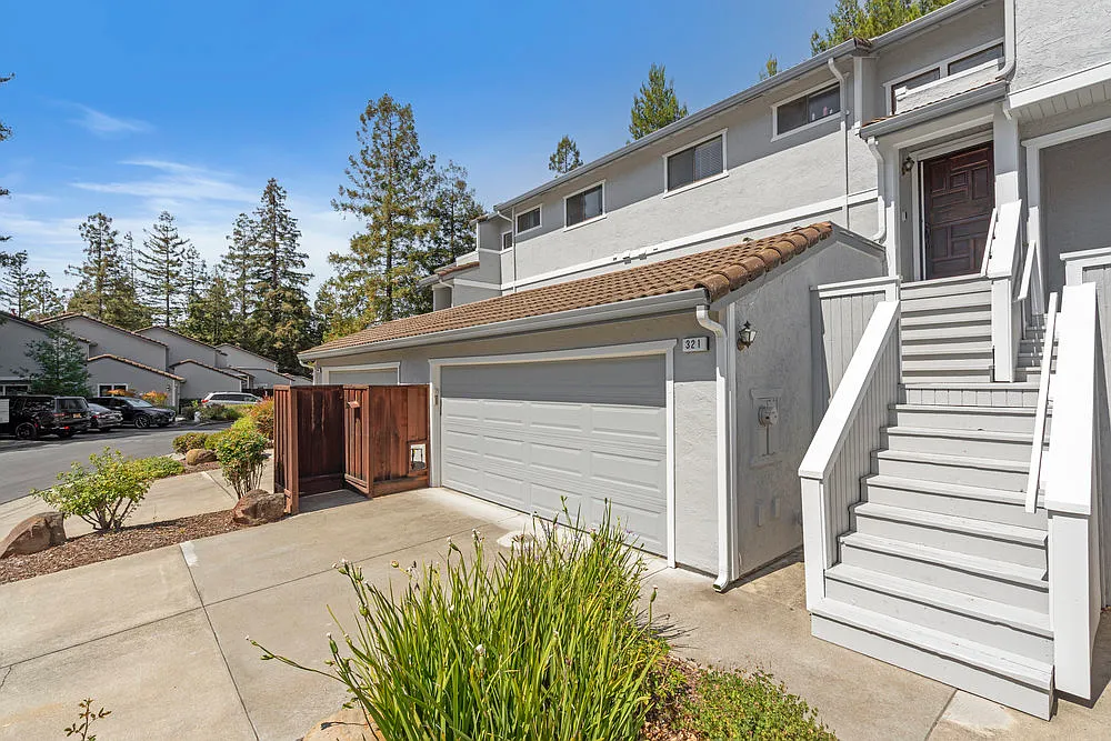 Building Photo - 321 Via Cordova Ln