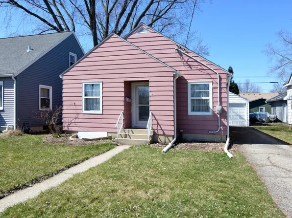 38 Wirth Ct, Madison, WI 53704