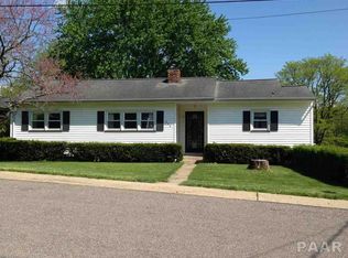 118 E Oakwood Rd, East Peoria, IL 61611