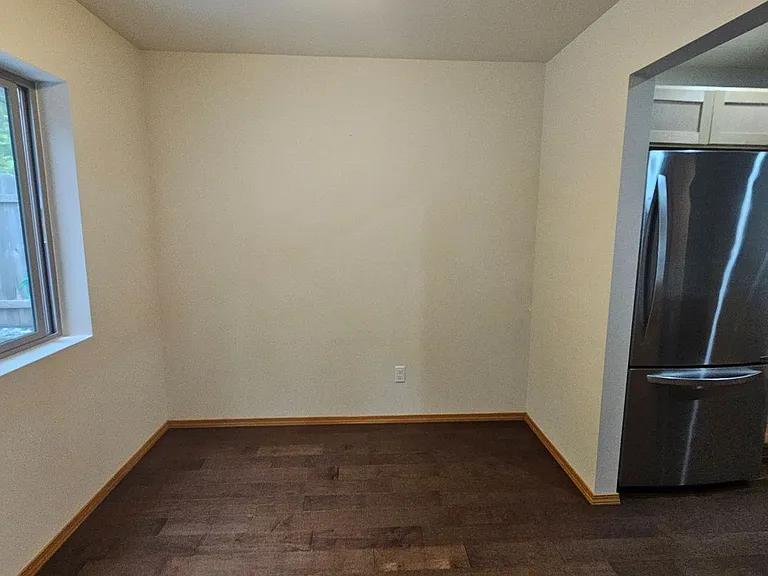 435 NE Inspiration St — Photo 8