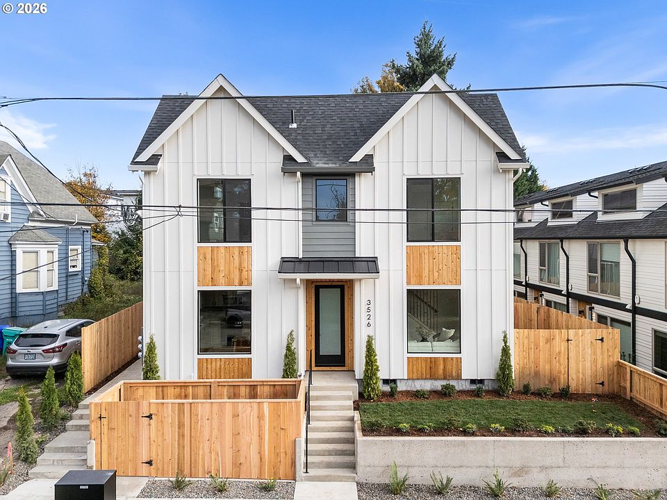 1st image of 3558 N Haight Ave #5