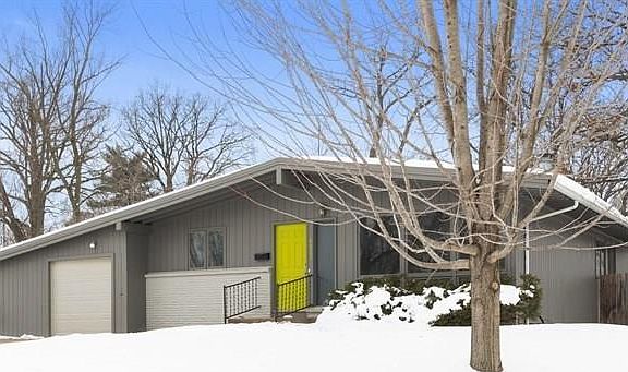 2nd image of 4023 Northwood Dr NE