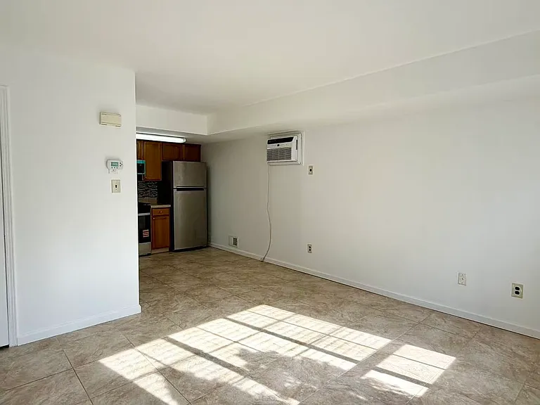 18 Hemlock Ln #1 — Photo 5