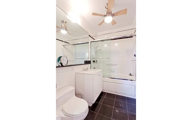 Rented by Douglas Elliman | media 35