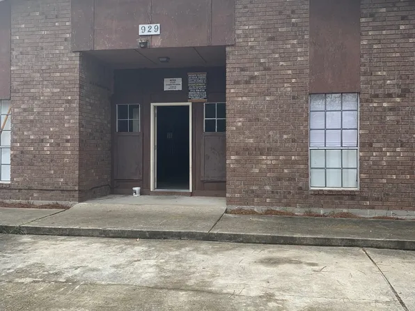 929 Live Oak Dr APT D, Hinesville, GA 31313