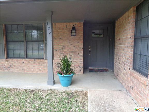 2nd image of 104 Sunny Ln