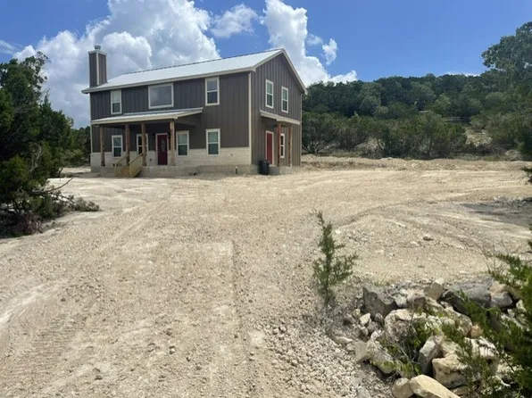 889 Glenn Crest Dr, Blanco, TX 78606