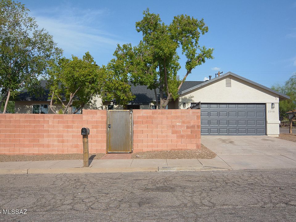 1st image of 2310 N 3rd Ave