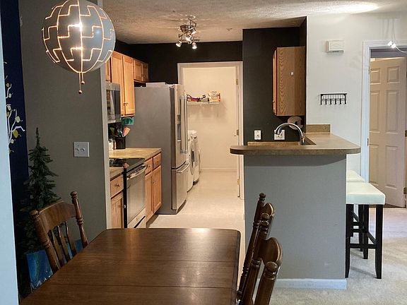 2nd image of 14829 Lenox Dr