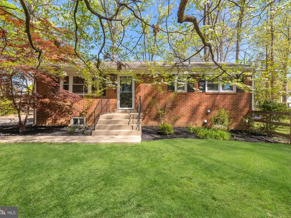 7208 Wesley Rd, Springfield, VA 22150