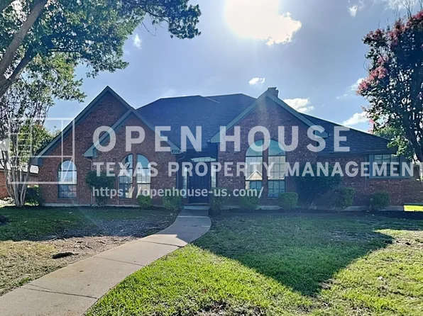 8306 Navigation Dr, Rowlett, TX 75088