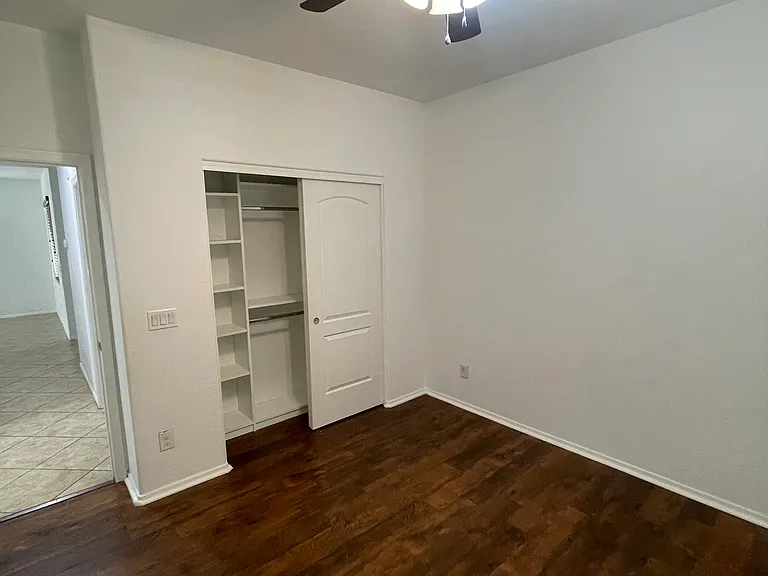 4425 E Muriel Dr — Photo 24