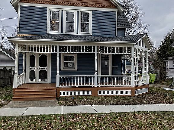 2nd image of 42 Ohio Ave