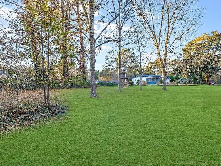 14090 Cogburn Rd — Photo 17
