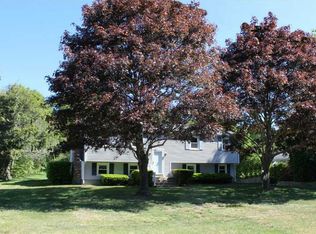 22 Cedar Crest Dr, Westerly, RI 02891