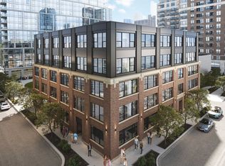 871 N Franklin, Chicago, IL 60610