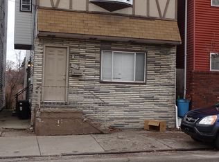 302 Boggs Ave #2, Pittsburgh, PA 15211
