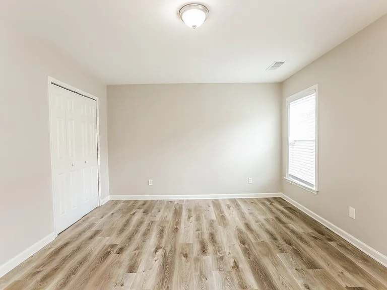 5485 Fieldfreen Dr — Photo 14