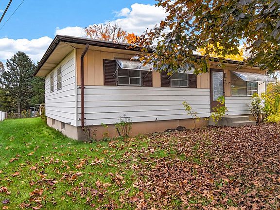 2nd image of 7141 Cliffside DRIVE
