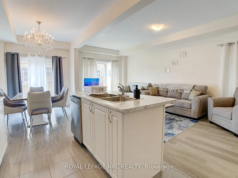 4901 Pettit Ave — Photo 4