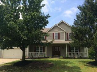 5176 Country Club Dr, High Ridge, MO 63049