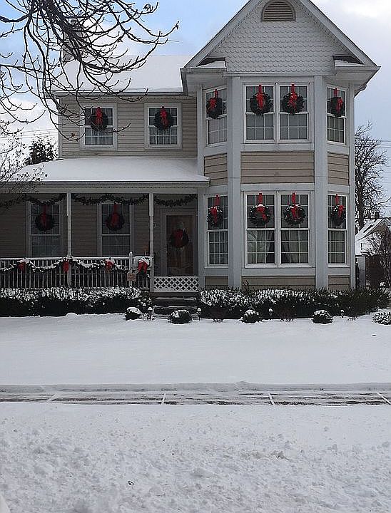 1st image of 517 Orchard St