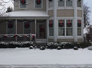 517 Orchard St, Wyandotte, MI 48192