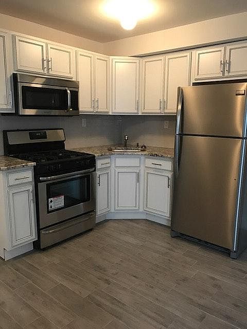 1st image of 34 Moreno Ct