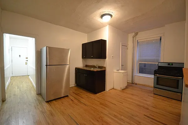 Rented by Bold New York | media 17