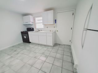 12 Houston Ter APT 4, Stamford, CT 06902