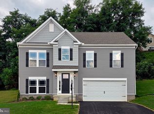 519 Evangeline Dr, Waynesboro, PA 17268