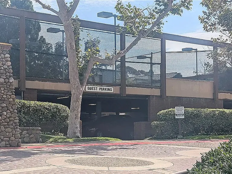 8860 Villa La Jolla Dr #217 — Photo 34