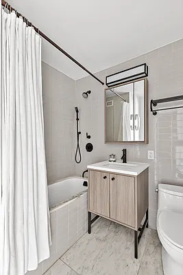 Rented by Compass | media 28