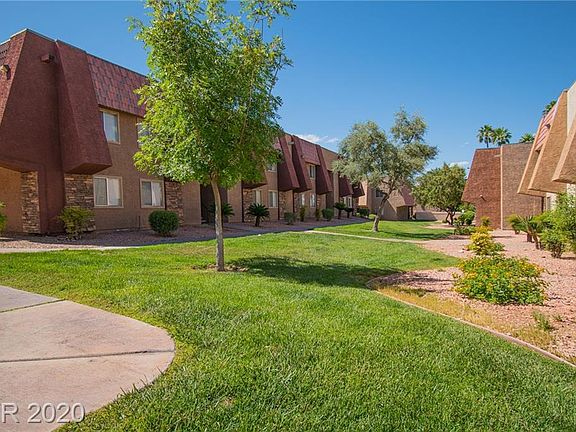 4th image of 4450 Sandy River Dr Unit 94