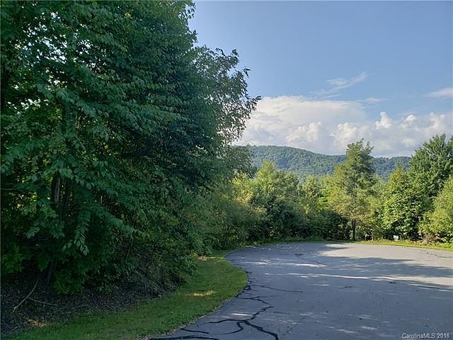 1st image of 13 Feather Falls Trl