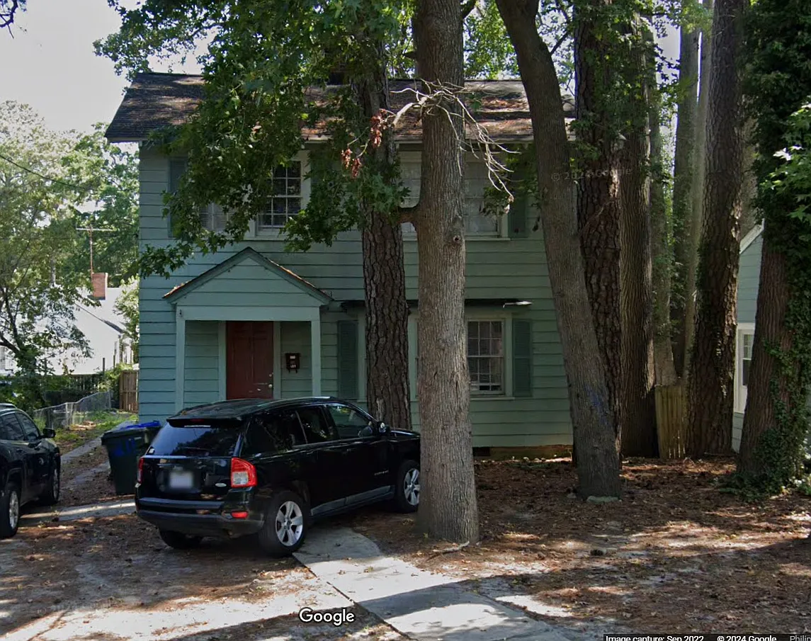 4 bed, 2424 sqft, $3,500 — Photo 2