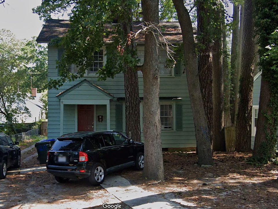 2nd image of 211 S Library St