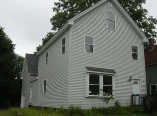 44 Bunker St, Farmington, NH 03835