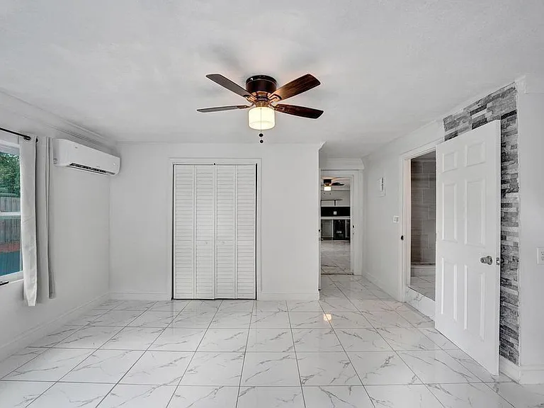 1836 SW 9th Ave — Photo 31