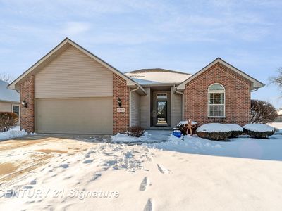 3035 Creekwood Cir, Bay City, MI, 48706