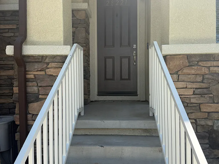 28221 Canterbury Ct — Photo 1