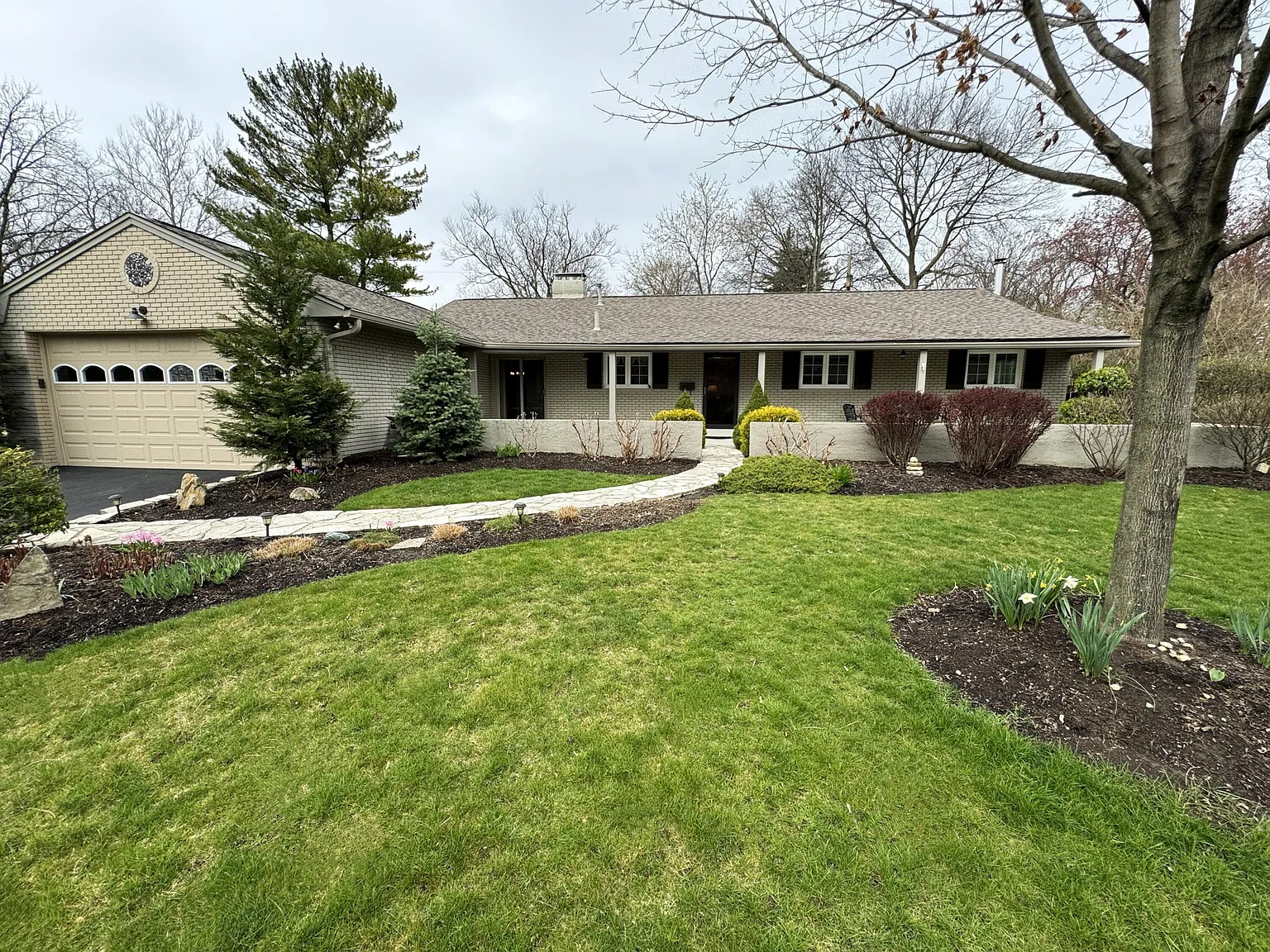 2270 Walhaven Ct photo 1